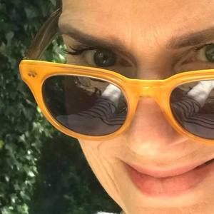 Meet your Posher, Tina